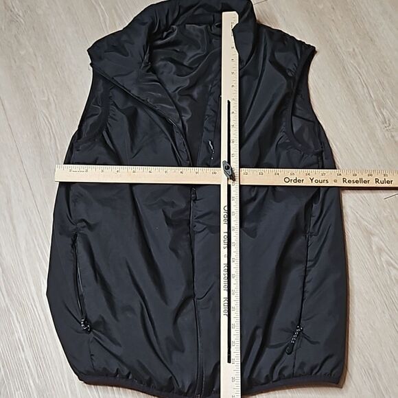 Swiss Tech Men's Swiss Tech  Midweight Vest, Size S (34-36) - Picture 5 of 5